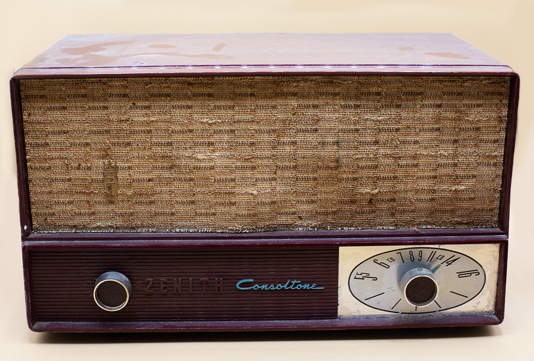 Zenith Consoltone Bluetooth Radio 1950s — Memory Den Vintage Mall